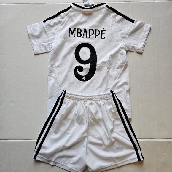 Mbappe Number 9 kid set - Picture 1 of 2